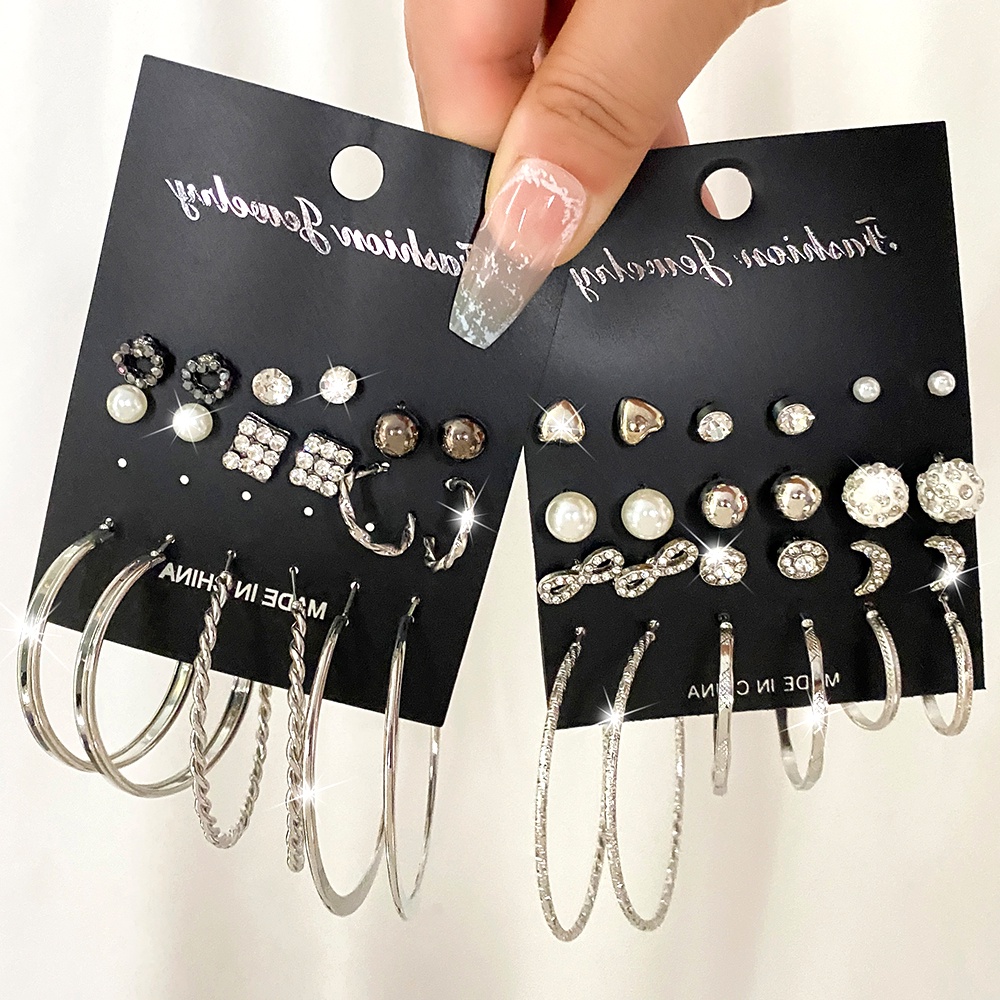 9 Pasang / Set Anting Stud Bentuk Bulat Persegi Segitiga Geometris Gaya Punk Untuk Wanita