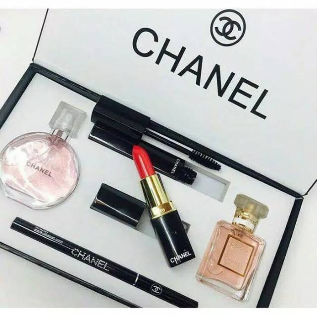 Makeup Set 5 in 1 Chanel Present