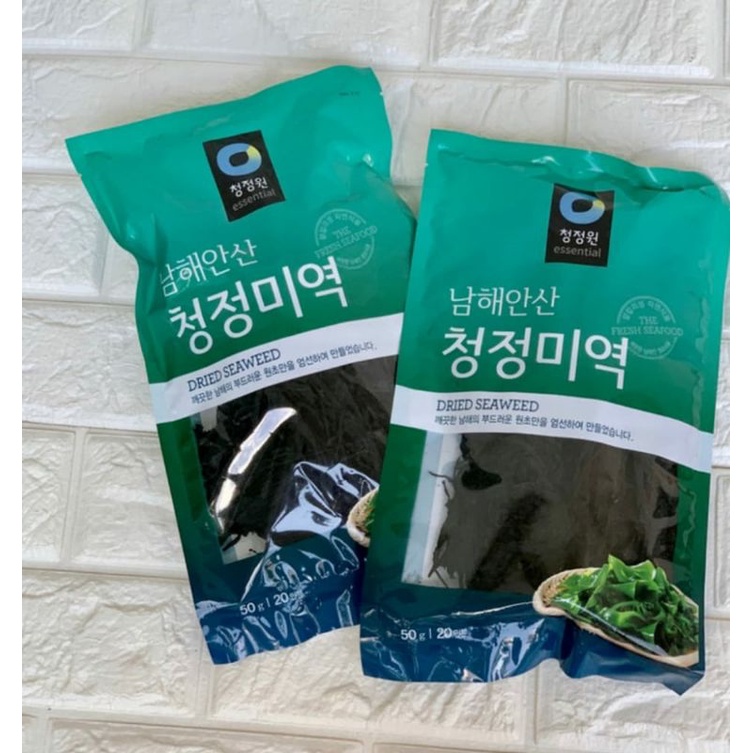 

Chung Jung One Daesang Dried Seaweed / Minyeok / Wakame 50 gr Rumput Laut Kering