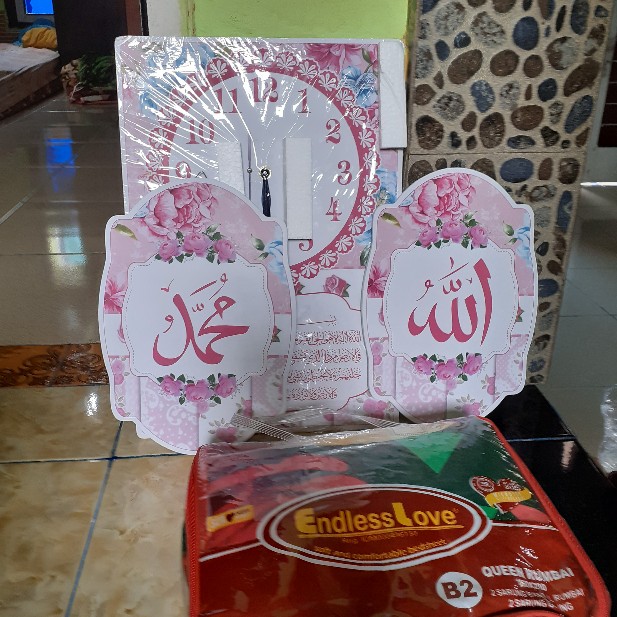 Jam Dinding 1 Set Shabby Pink Bunga