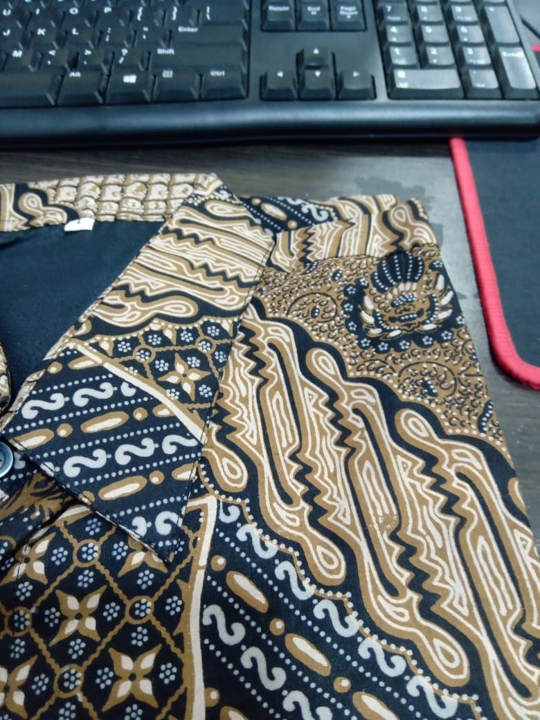 Sembodo Pendek Kemeja Batik Pria Full Furing Bahan Katun Primisima