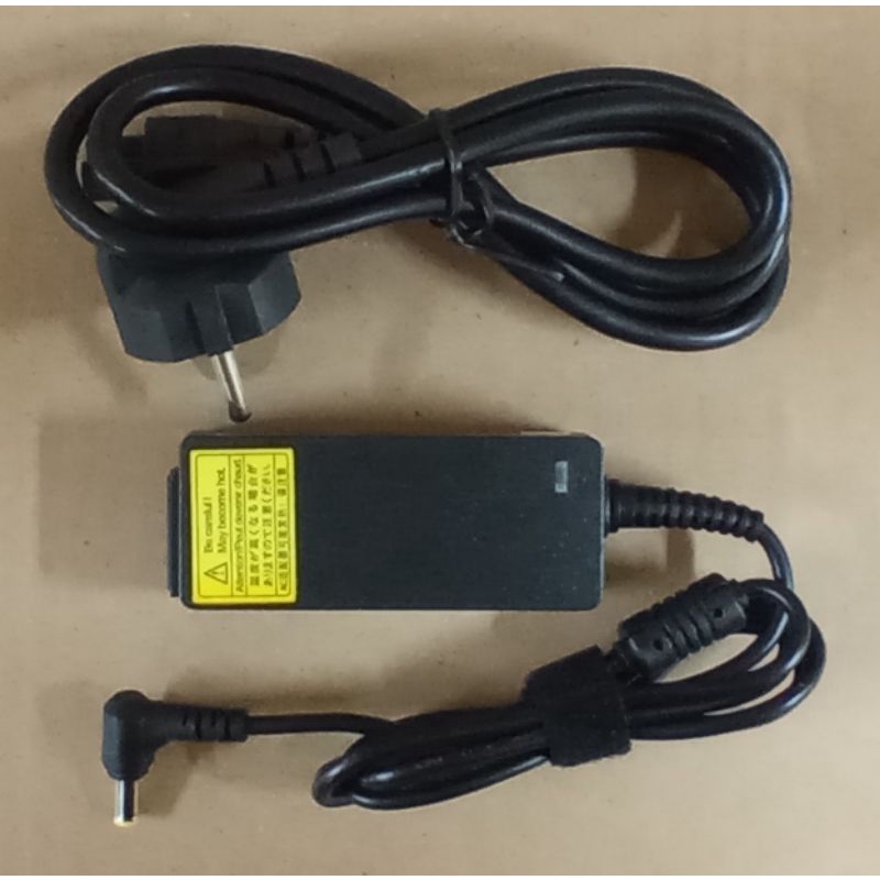 Adaptor Charger Acer 19V 2.37A DC 5.5*1.7 mm for Laptop Acer Aspire 3 A311 A314 A315 Series