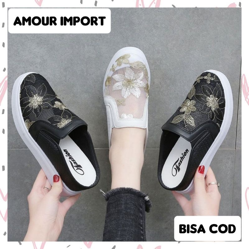 ( AMOUR ) Sepatu Wanita Wedges Brokat Import 812