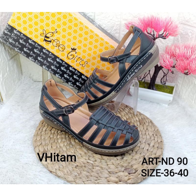 Sepatu tali wanita bee girls ND 90
