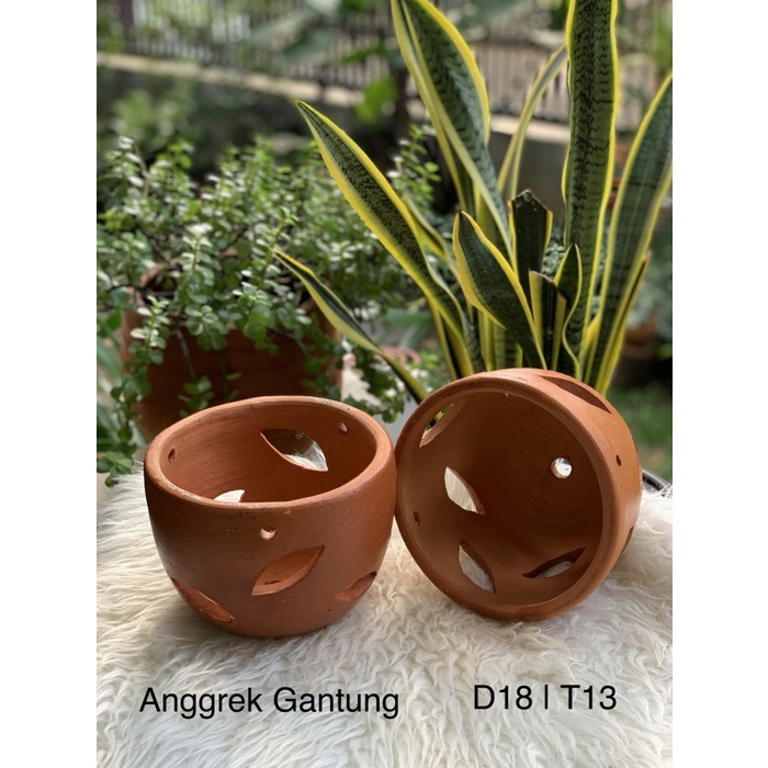 Pot Teracotta Anggrek Gantung Pot Tanah Liat / GerabahAnggrek Gantung - Gantung A