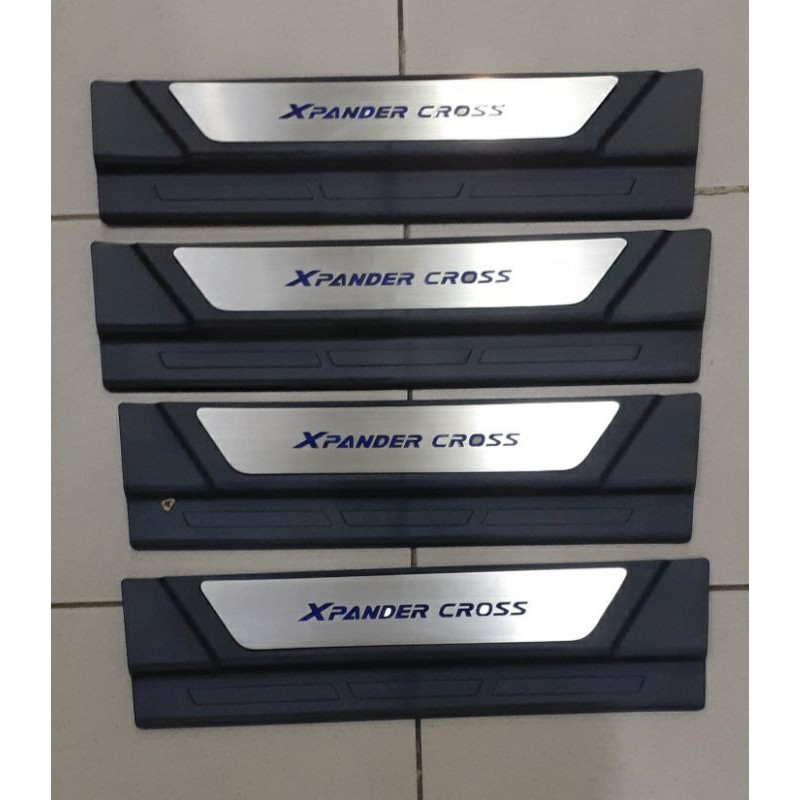 Sillplate samping Mobil Xpander cross Comb.