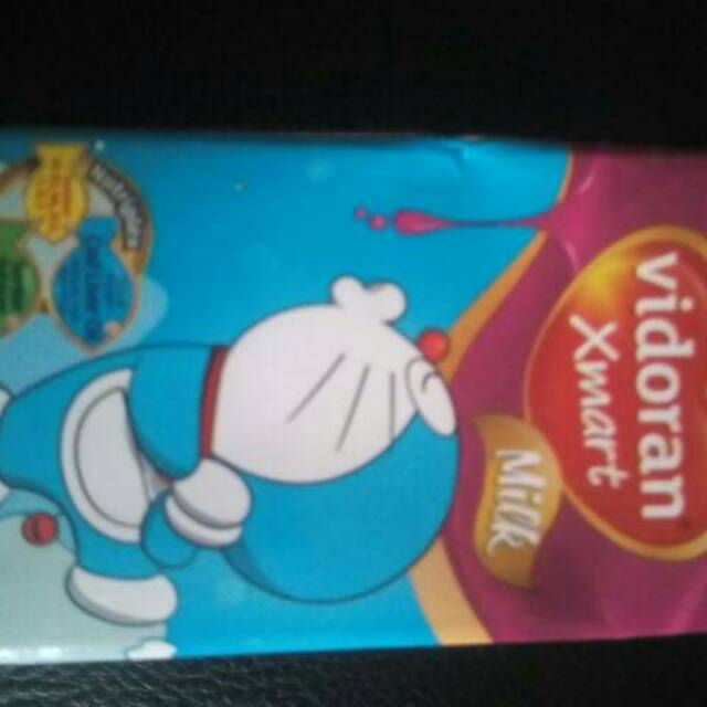 

Vidoran Xmart Milk isi 115mll rasa strawberry/cokelat