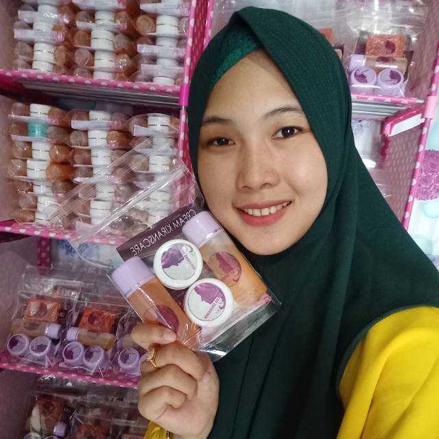 

Kiranskincare glowing