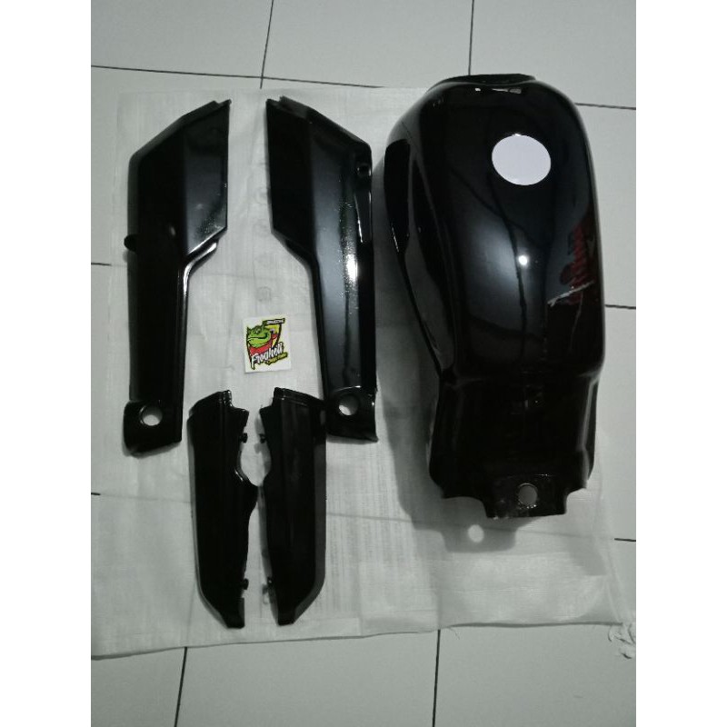 TANGKI SET BODY HONDA WIN 100 BODI HONDA WIN 100.