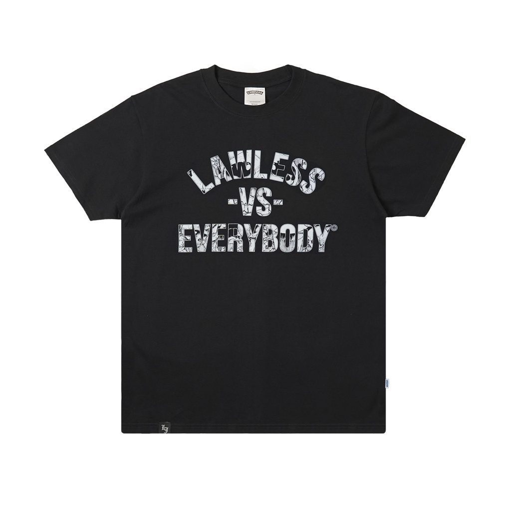 HOT Lawless X Urbain - Versus Tshirt - Black