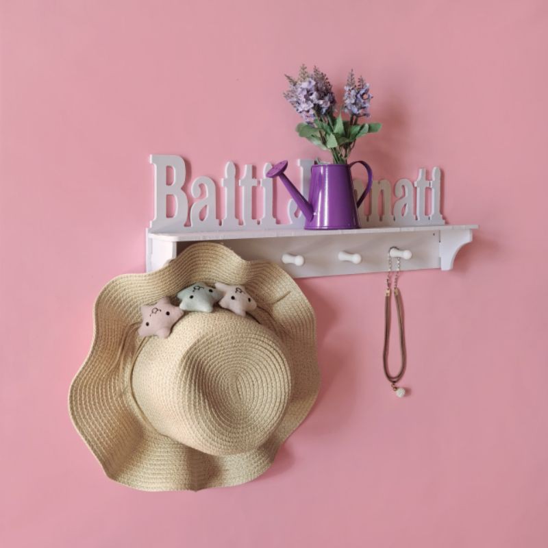 Rak Dinding Vintage Tempelan Dinding Hiasan Dengan Gantungan Motif