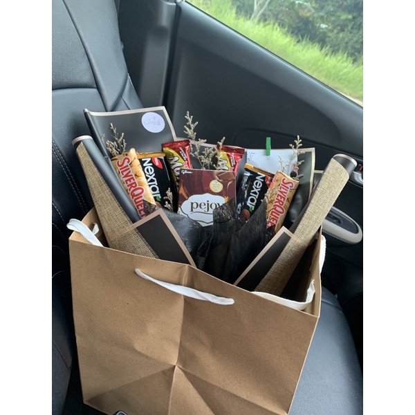 

Buket coklat wisuda,sidang dan lainnya