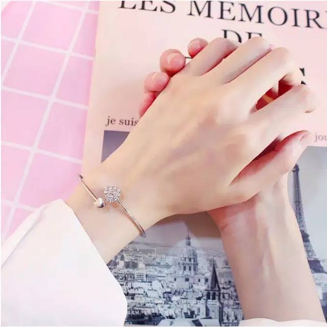 GELANG FASHION IMPORT KOREA STAINLESS BENTUK LOVE