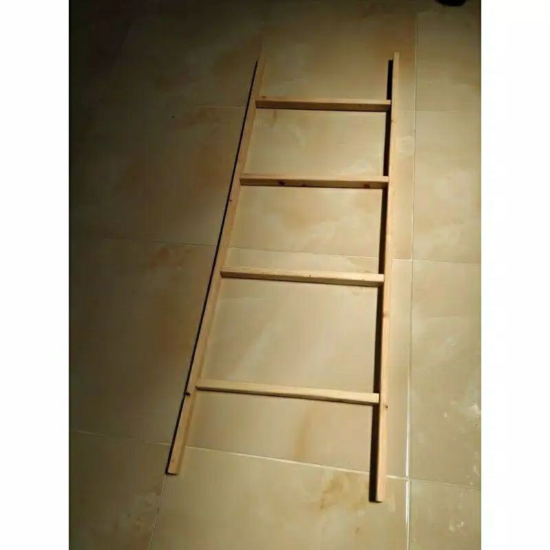 Tangga Kayu Ladder Hanger Trap4