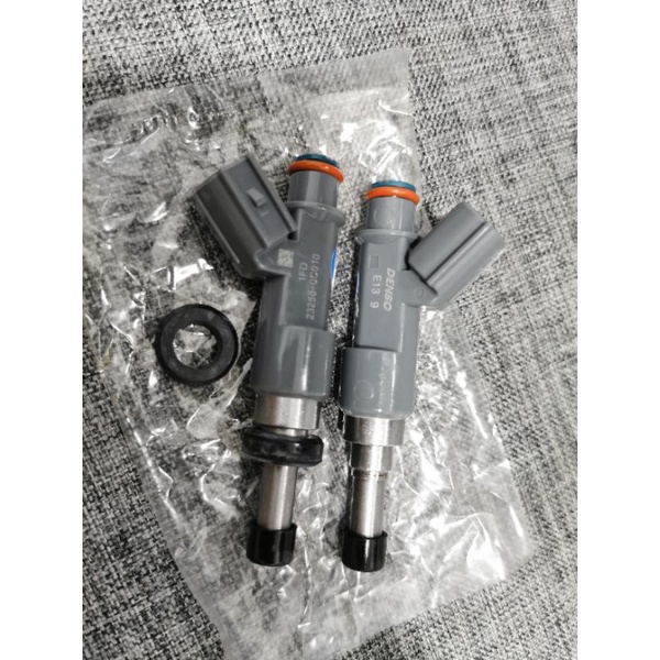 nozzle injektor innova bensin hilux fortuner 12 lubang 23250-oc010