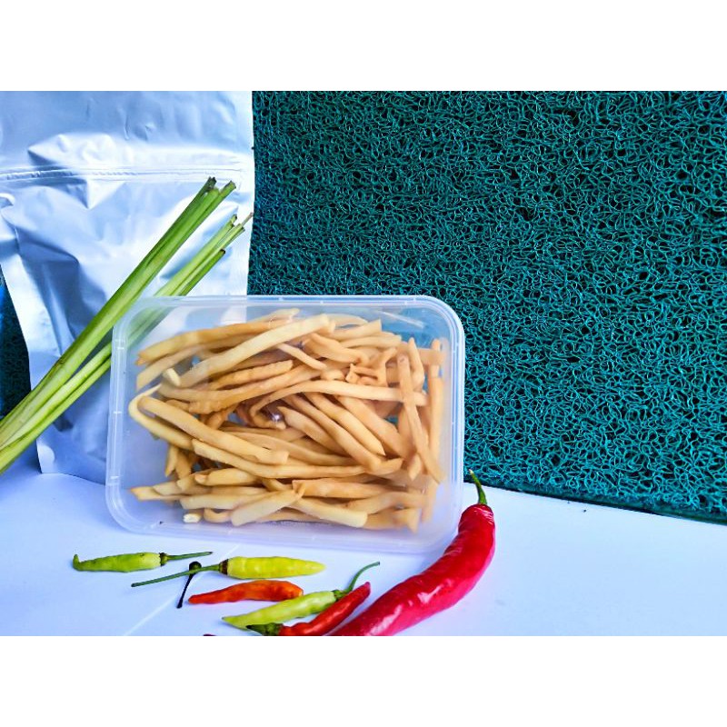 

Stick bawang - Liliput Snackss camilan kekinian anak milenial