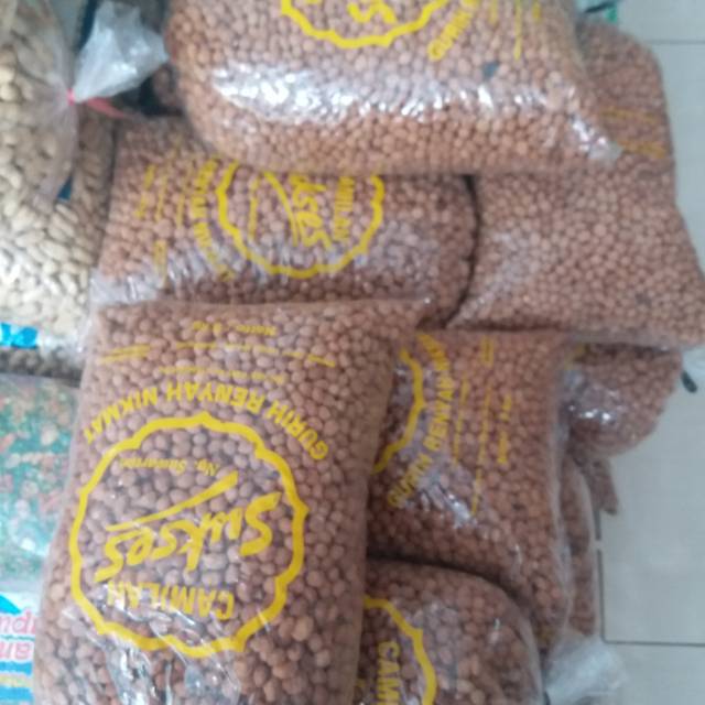 

KACANG TELUR