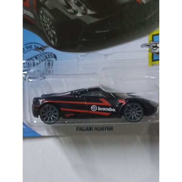 Hot Wheels Pagani Huayra / Huayra Roadster