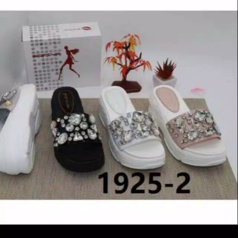 SANDAL IMPORT WANITA - SOFIYA WEDGES 1925 2
