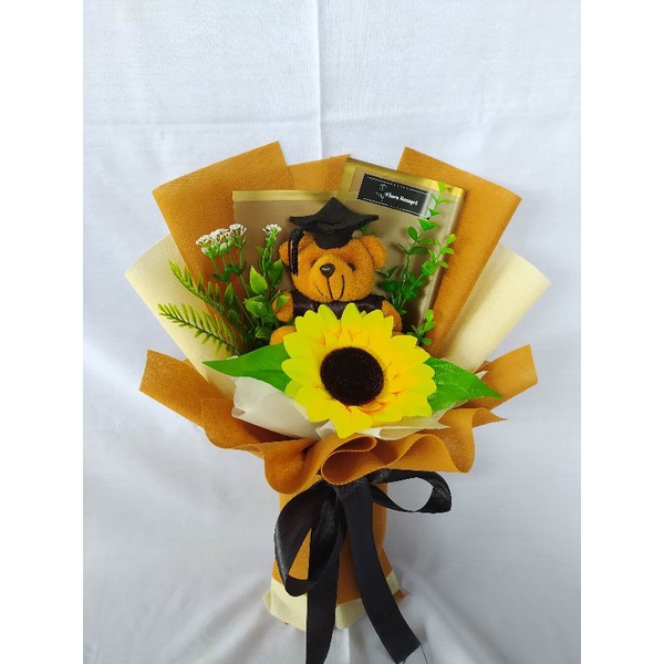 bucket boneka/ bucket wisuda/ bucket boneka wisuda/ buket wisuda