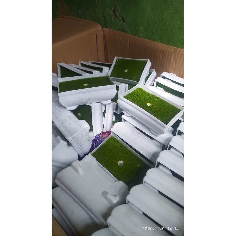 pot bunga plastik putih kotak isi 24