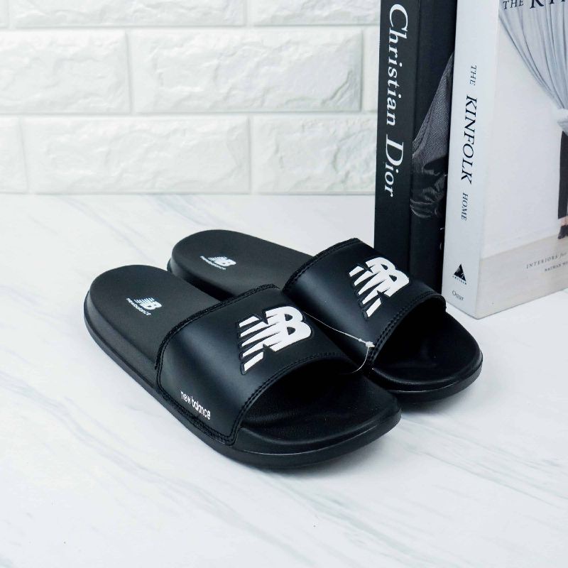 Sandal Slop Trendy dan Modern Pria Wanita