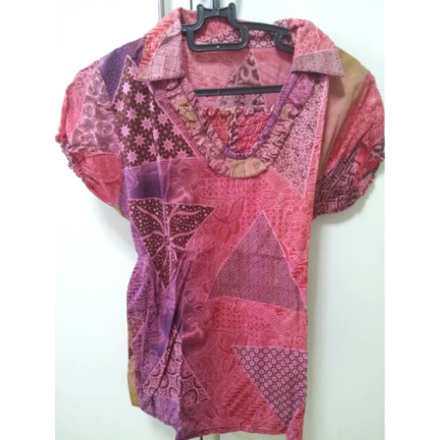 Preloved batik top pink