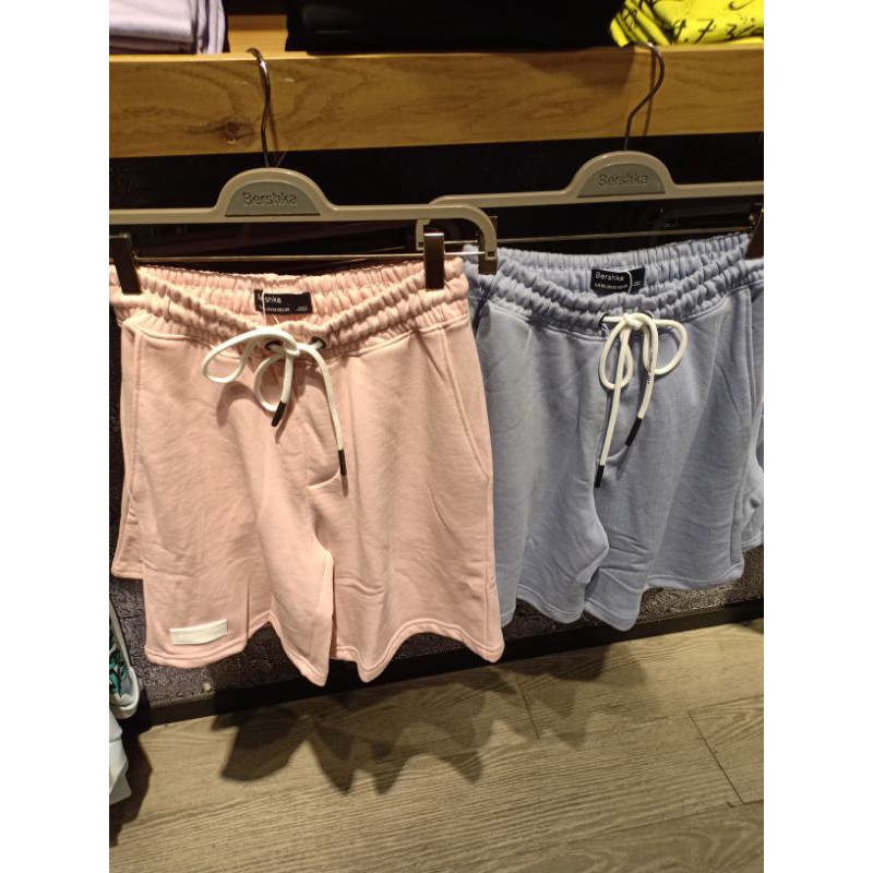 BERSHKA CELANA PENDEK PRIA