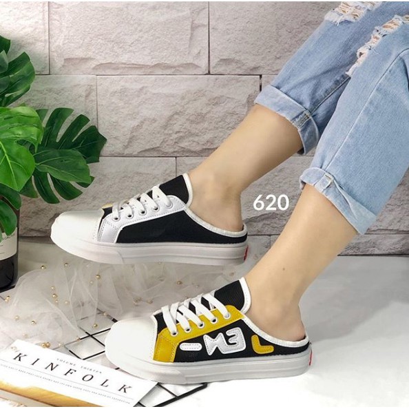 Sneakers 620