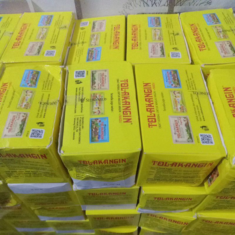 tolak angin cair 1 box isi 12 (promo)