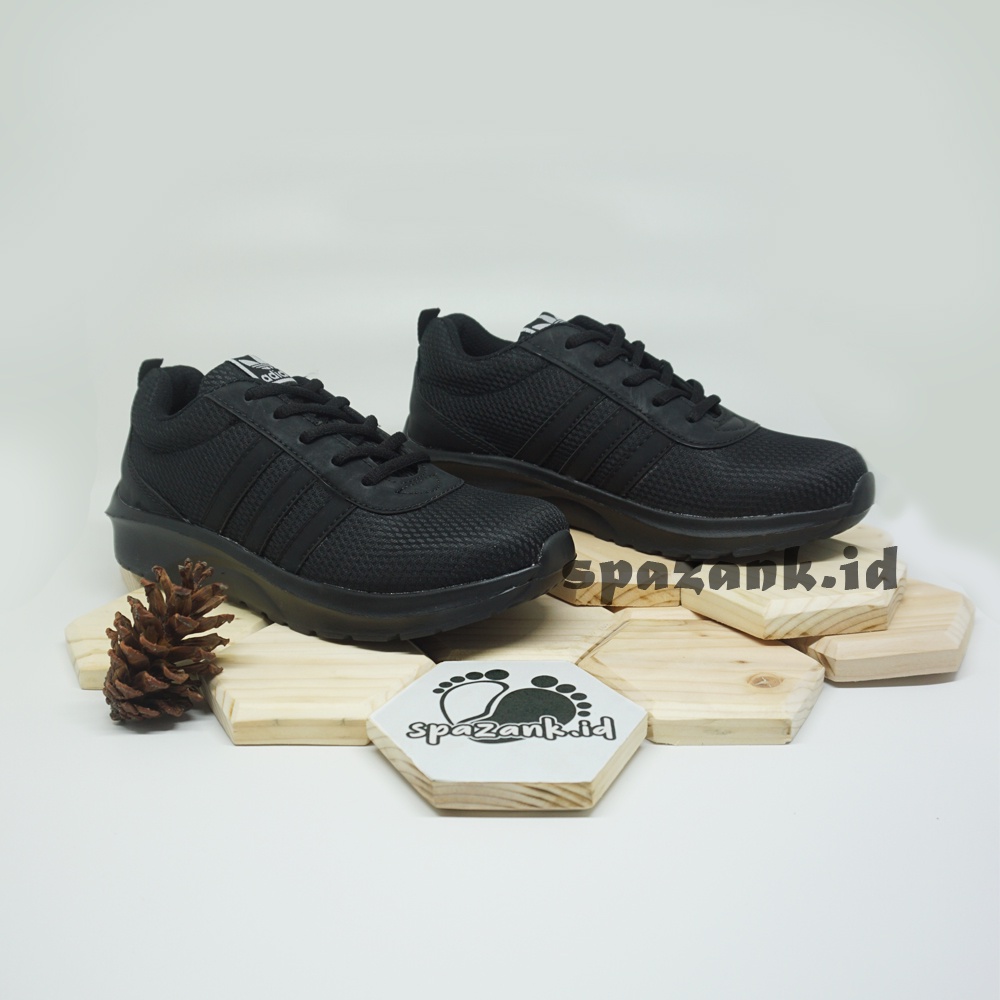 SEPATU SEKOLAH HITAM POLOS QUESTAR/Sepatu kerja/ Sepatu Hitam/ Sepatu Olahraga
