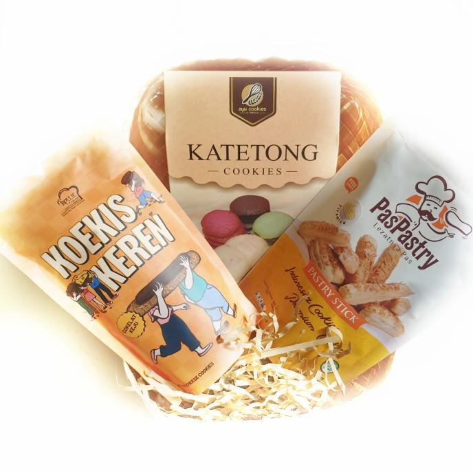 

Paket Hampers Kue Kering Lebaran Kekinian Parcel Cantik Idul Fitri