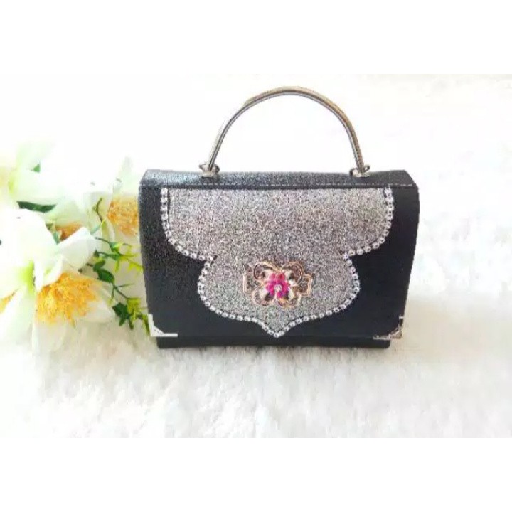 Tas Pesta Wanita Clutch / Tas Kondangan