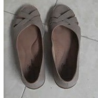 sepatu wanita ukuran 39 PL scholl wedges
