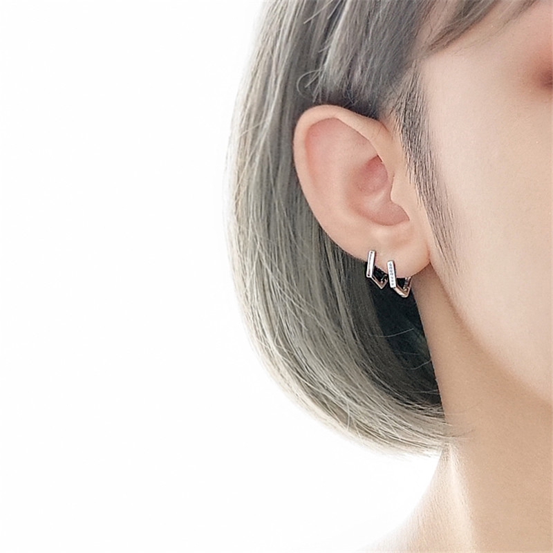 Fashion Aksesoris S925 Sterling Silver Earrings Pentagon Bentuk Anting Desain Sederhana Joker Kepribadian