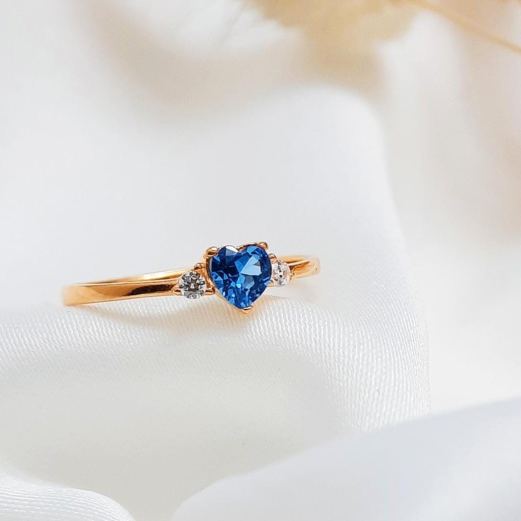 Cincin Emas Muda Model Love Mata Biru (TKQMTROQ)
