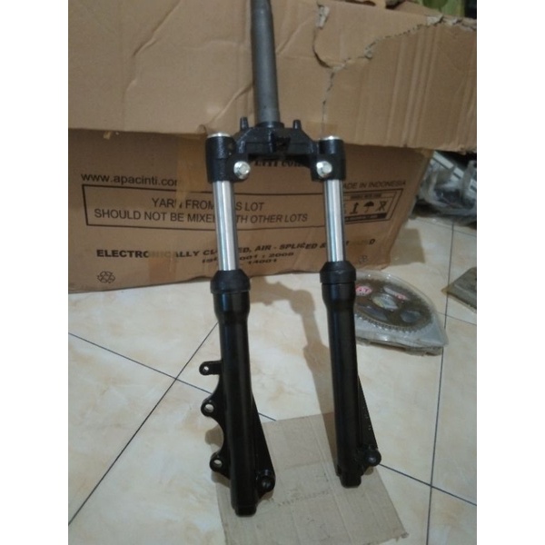 shock sok depan komplit segitiga f1zr vega lama jupiter z old