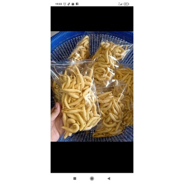 

Keripik telok gabus