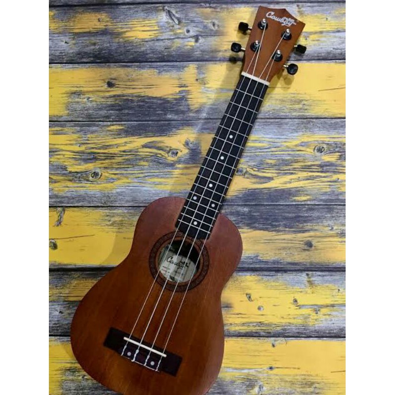 Ukulele Concert Cowboy Coklat Tua
