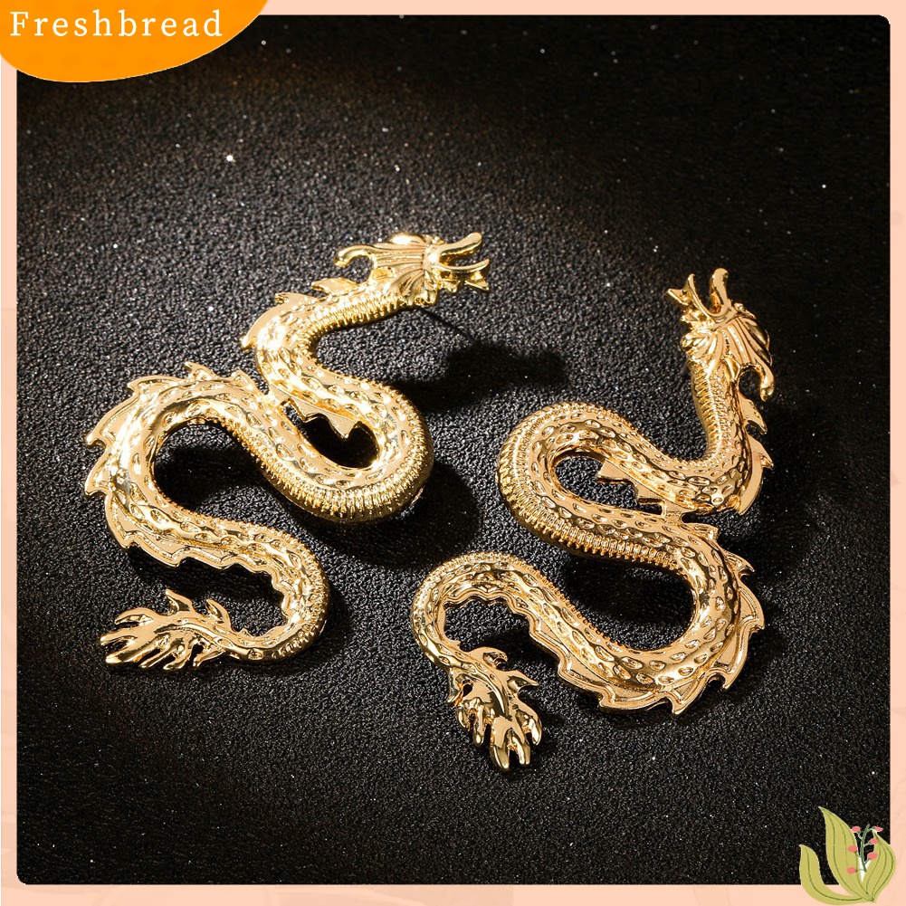 [TERLARIS]Stylish Women Curved Dragon Shape Alloy Ear Studs Earrings Party Jewelry Gift