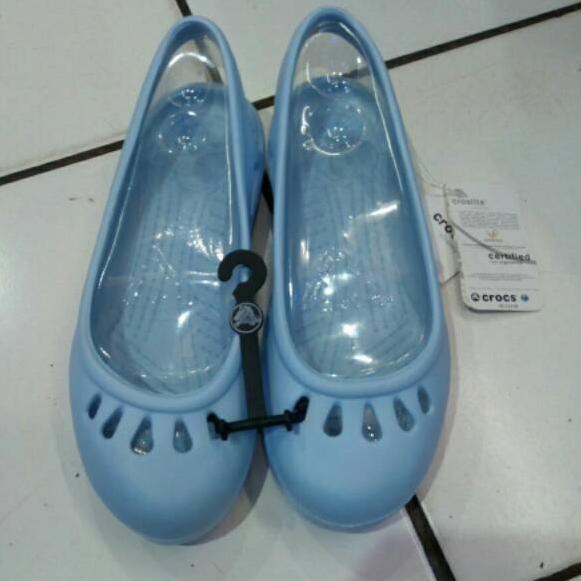 Trendϟ Sepatu Sendal Wanita Crocs Malindi Sendal Crocs