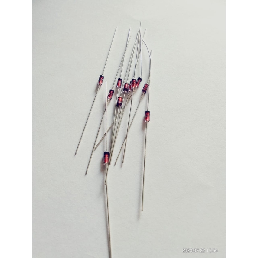 [SMC-9074] DIODA ZENER 0.5W 6V8 1/2W DIP AE70