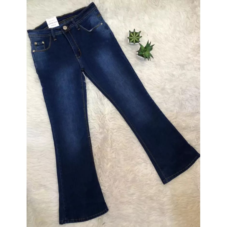 Celana jeans wanita model terbaru//Celana wanita model cutbray