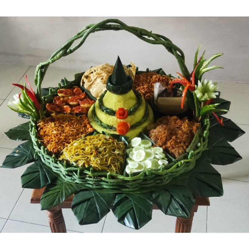 

Paket Tumpeng Sederhana Cantik & Lezat