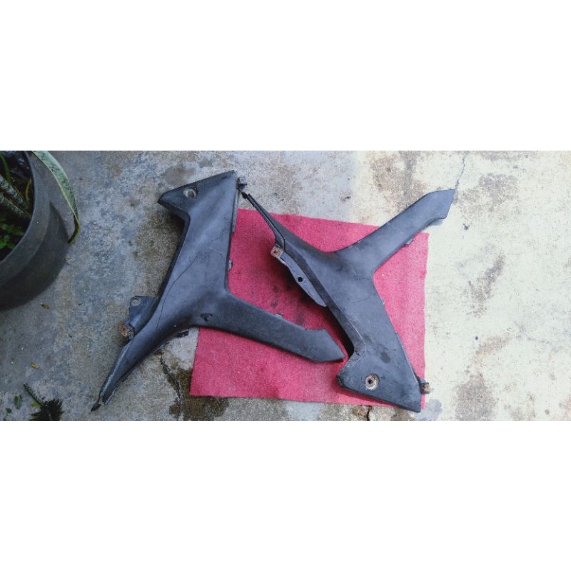 sambungan bodi depan Revo fit fi