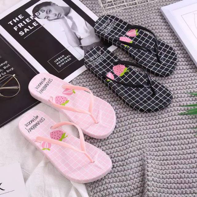 SANDAL Jepit Wanita MOTIF Strawberry Sendal Japit Rumah Spon Cewek Dewasa