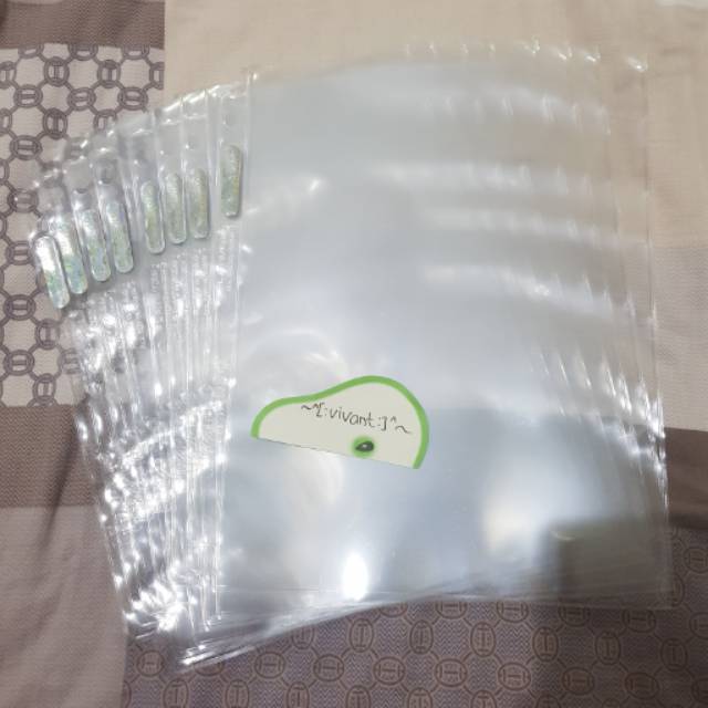 [RESERVED] ULTRA PRO 1-Pocket Platinum Page 8pcs