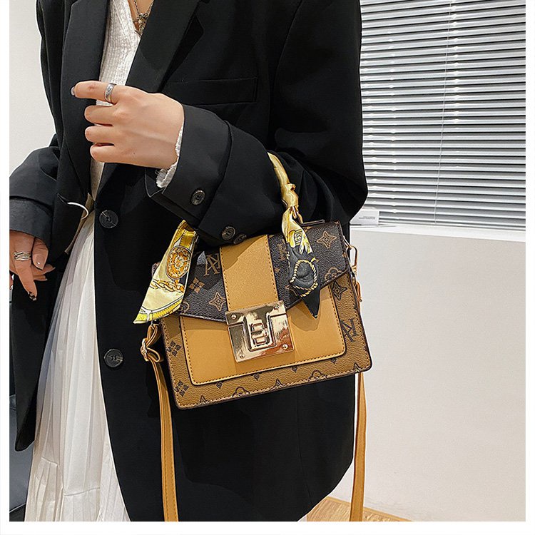 ( 2PC 1KG ) GTBI9988783787 New Arrival  !!!  Tas Selempang Wanita Import  Premium Terbaru+SALL