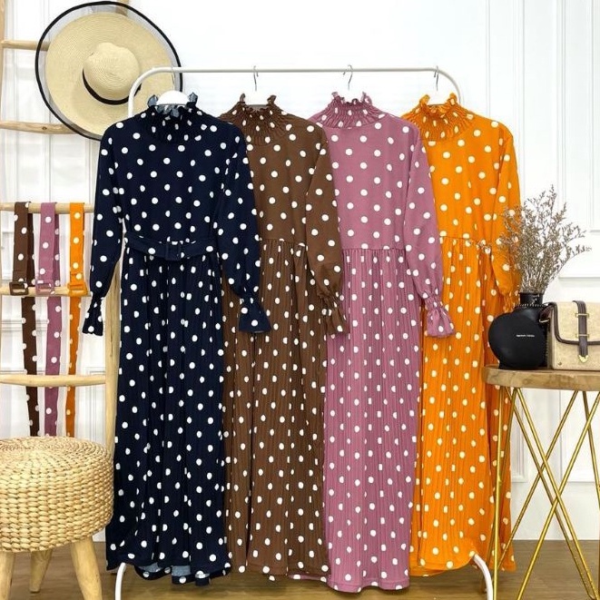 Gamis polkadot rok plisket lengan smoked bahan voxy merk cocobee (837)