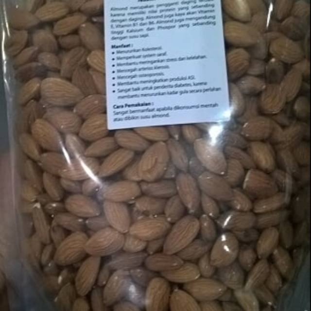 

Kacang almond mentah 1000gram